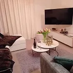 Sailors' Park Zephir Appartement *