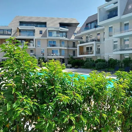 Sailors' Park Zephir * ניופורט