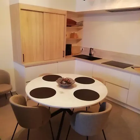 Sailors' Park Zephir